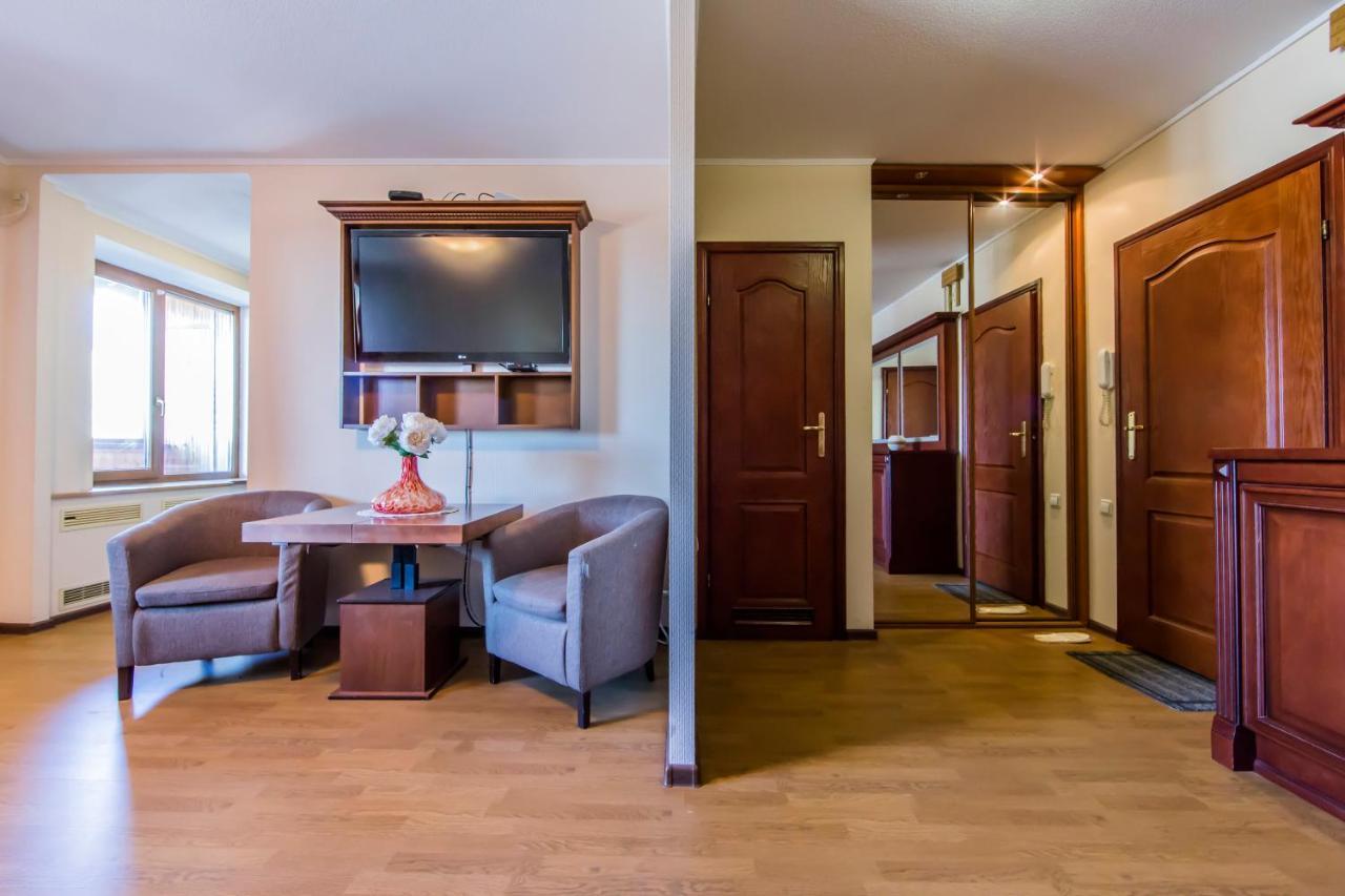 Two-Room Apartments On Maidan Nezavisimosti Киев Екстериор снимка
