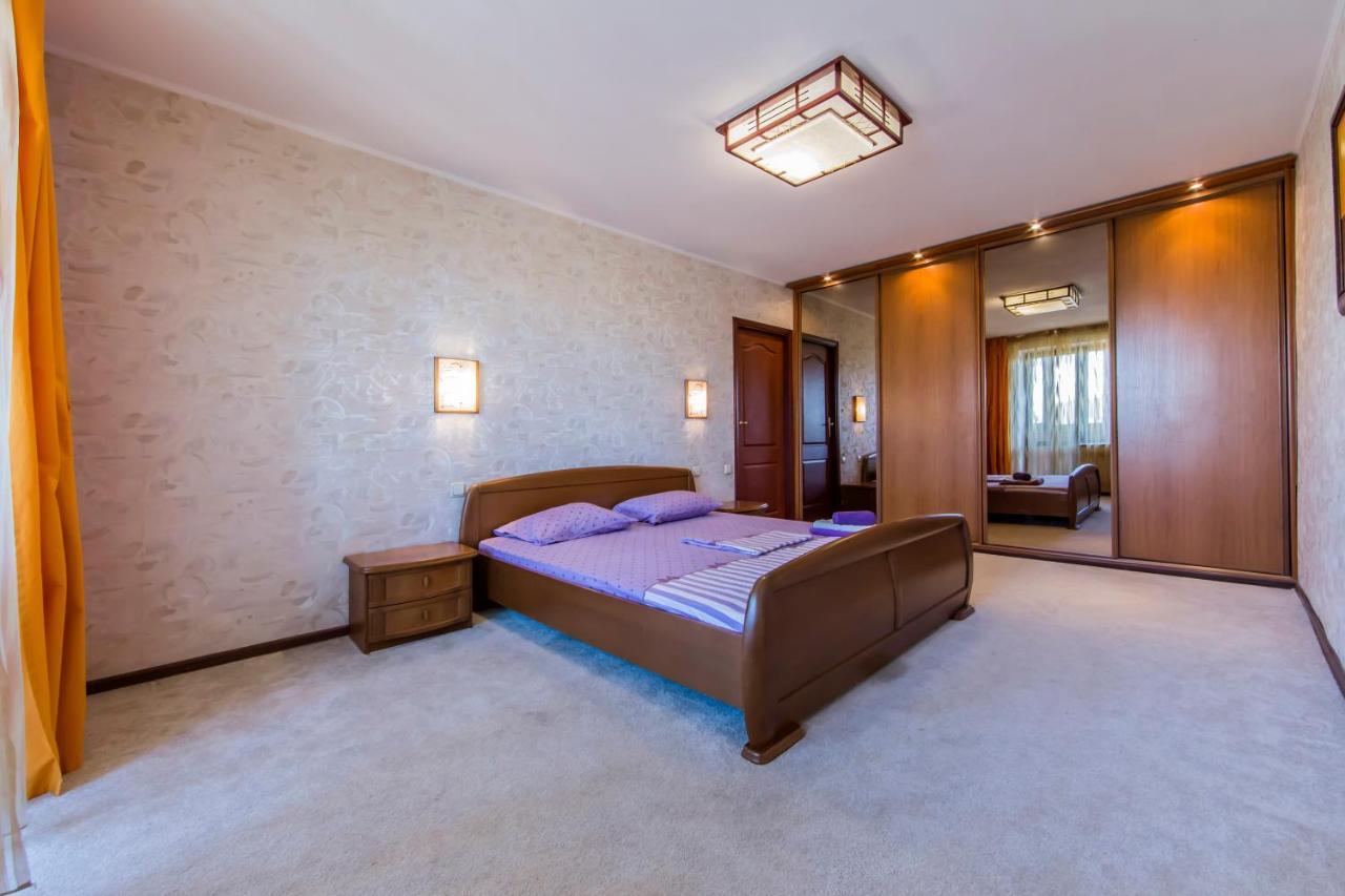 Two-Room Apartments On Maidan Nezavisimosti Киев Екстериор снимка